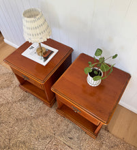 Load image into Gallery viewer, Pair of Vintage Wood Bedside Tables / Nightstands