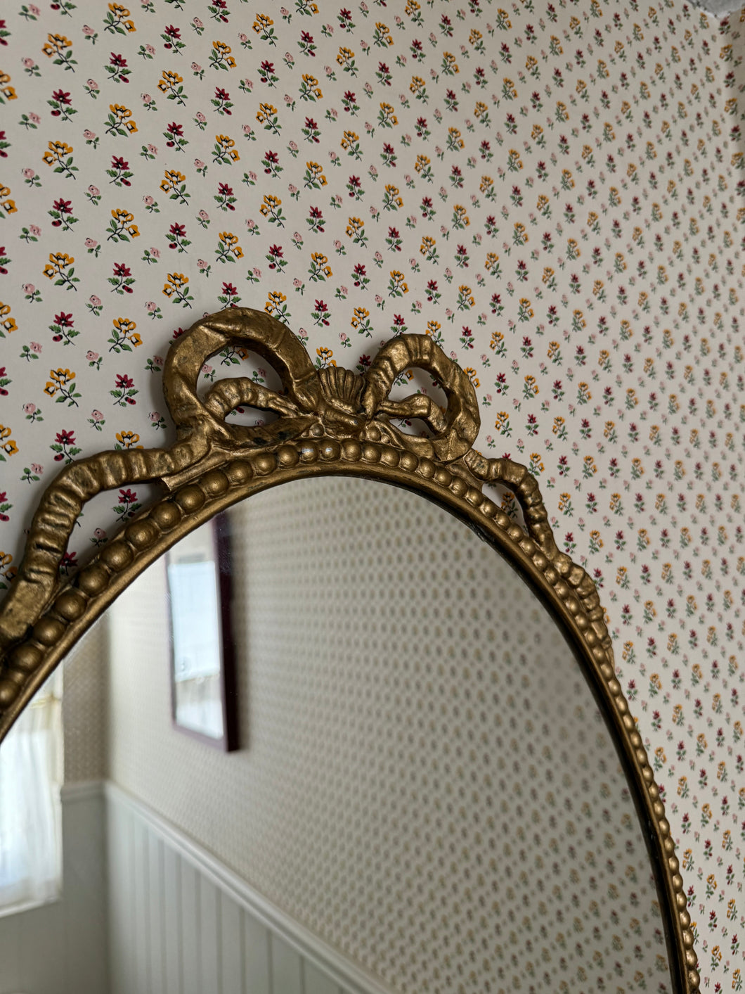 Vintage bobbin beaded bow mirror