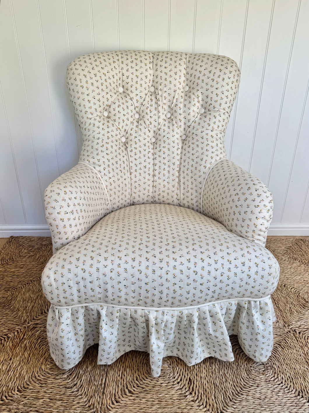 A Beautiful Antique Upholstered Slipper Chair