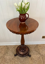 Load image into Gallery viewer, A Charming Antique Mahogany Occasional Table
