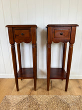 Load image into Gallery viewer, A pair of mahogany scalloped bedside tables
