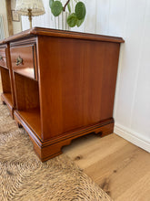 Load image into Gallery viewer, Pair of Vintage Wood Bedside Tables / Nightstands

